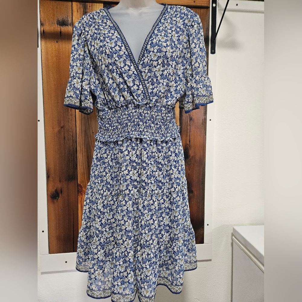 Max Studio Blue and Cream Floral Midi Dress